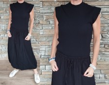 Trendy halenka - žebrovaný materiál - černá